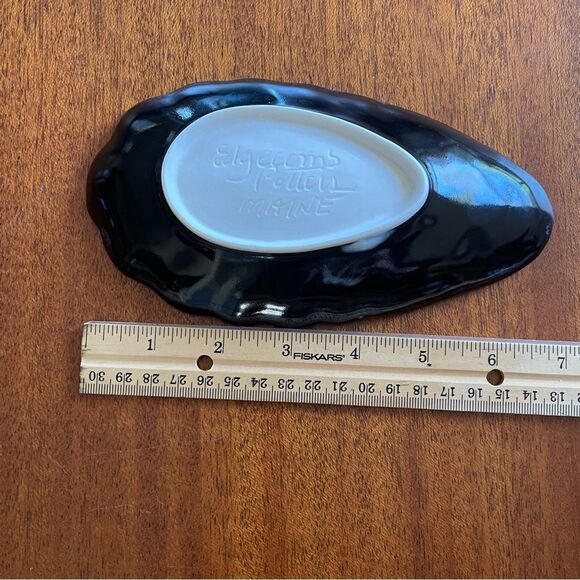 Edgecomb Potters Maine Shell Variegated Dish Blue Cream With Crystalline Glaze - Picture 9 of 12